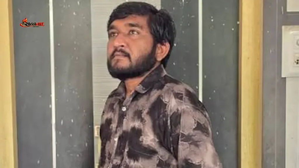 Gujju Love Guru Chandan Rathod